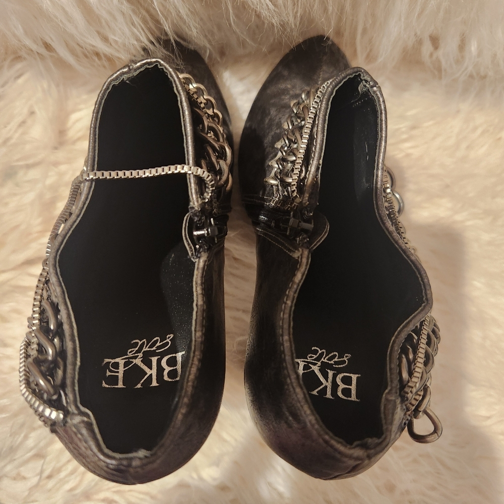 BKE Sole Silver Quincy Chain Ankle Boots 8 - Picture 5 of 9